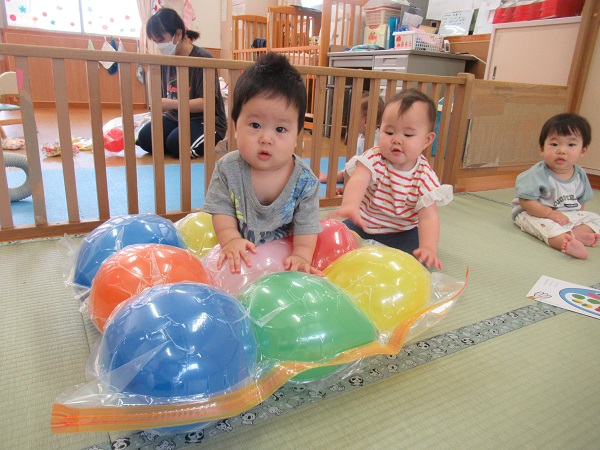 風船に乗る