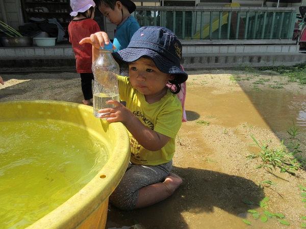 水遊び