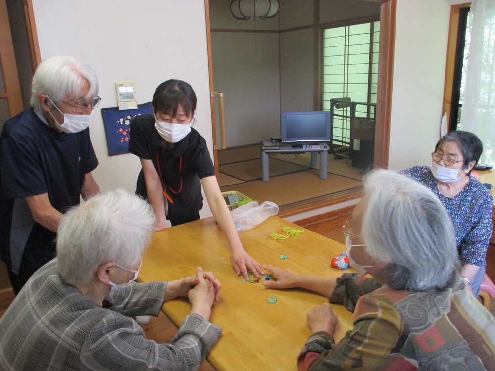 おはじき