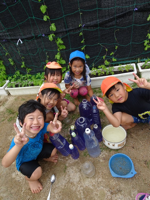 あさがお色水遊び