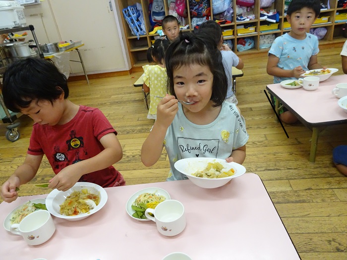 給食