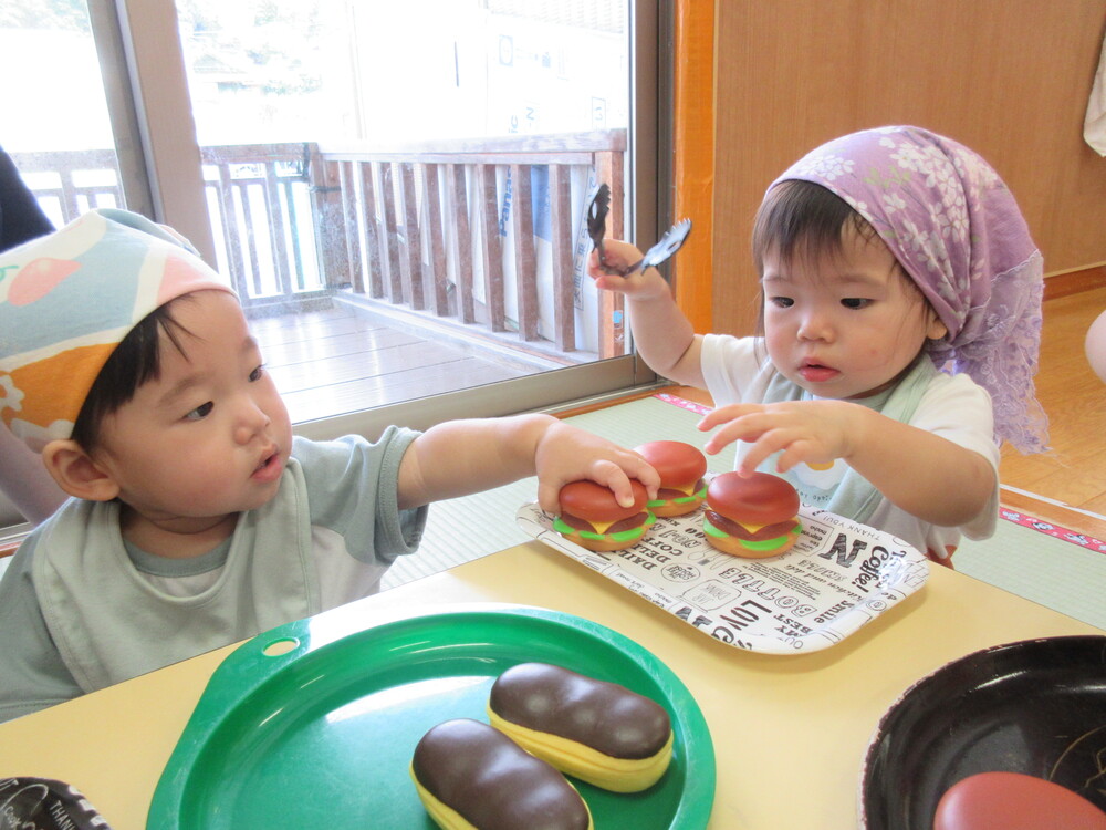 パン屋さんごっこ