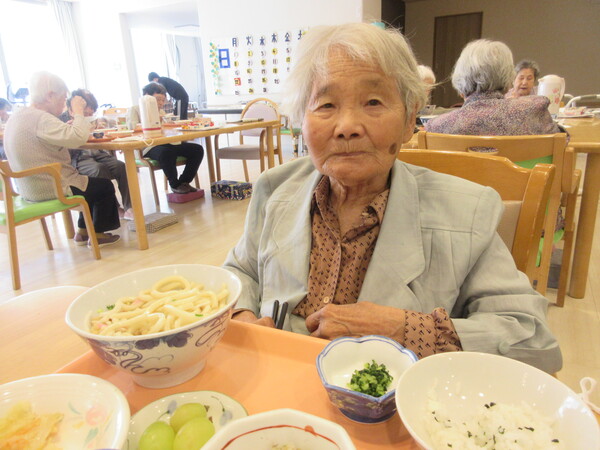 食事の様子2