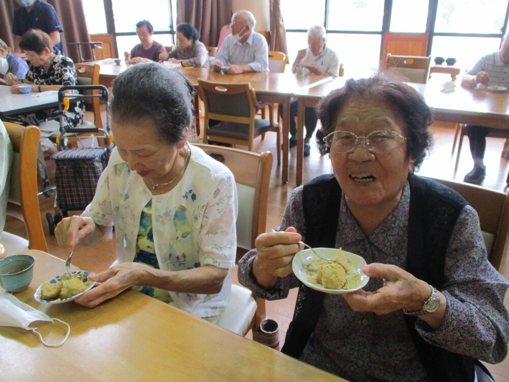 食べられる様子2