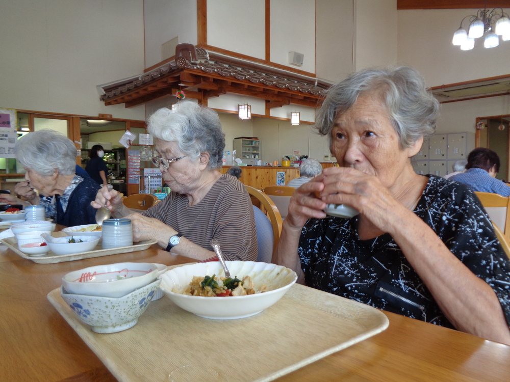 昼食