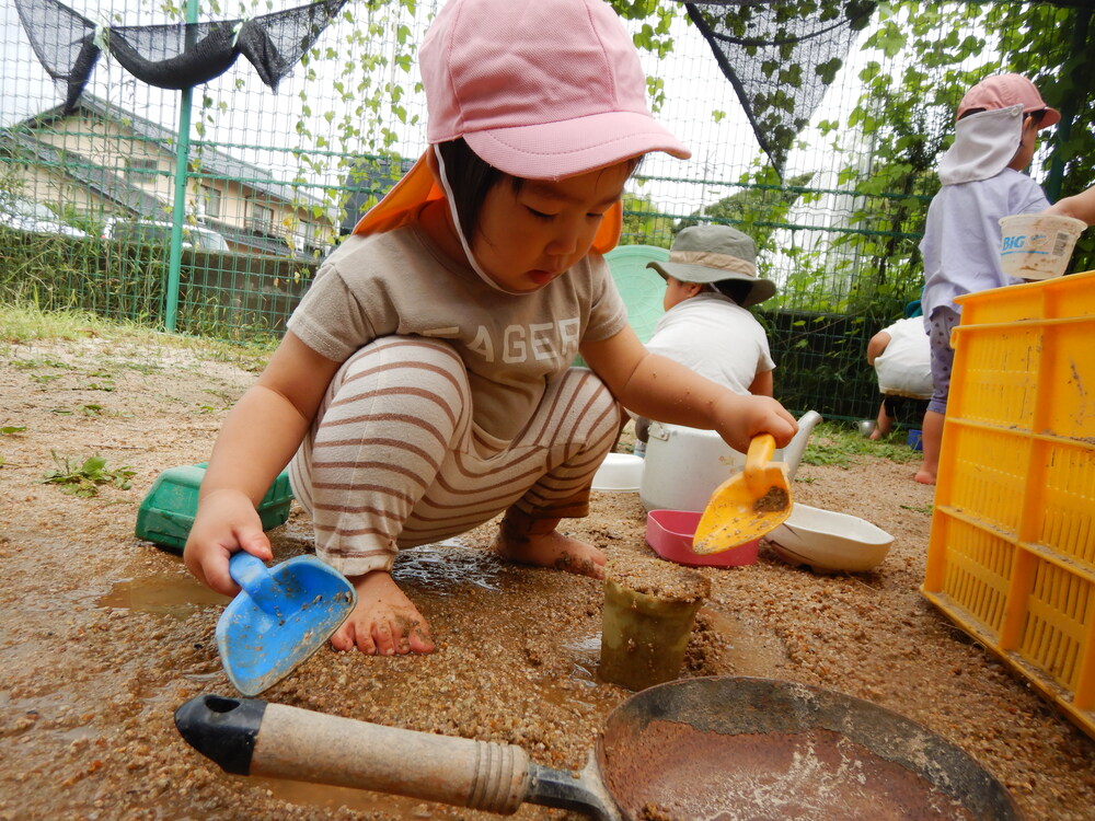 泥んこ遊び