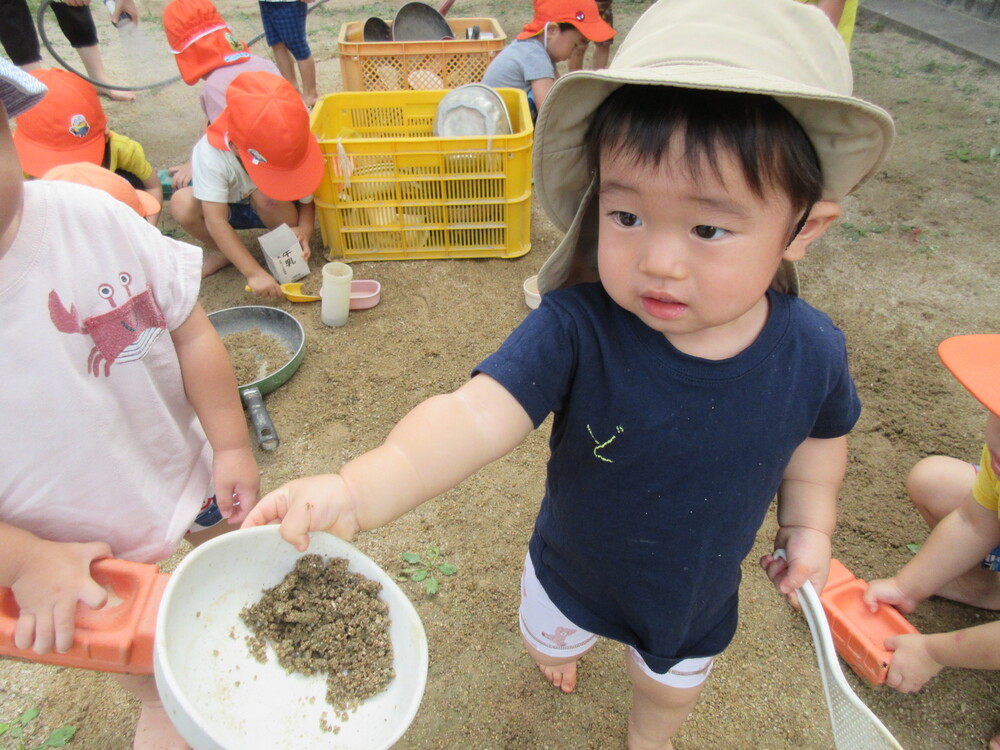 泥んこ遊び