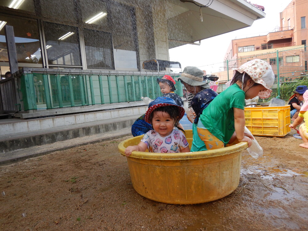 水遊び