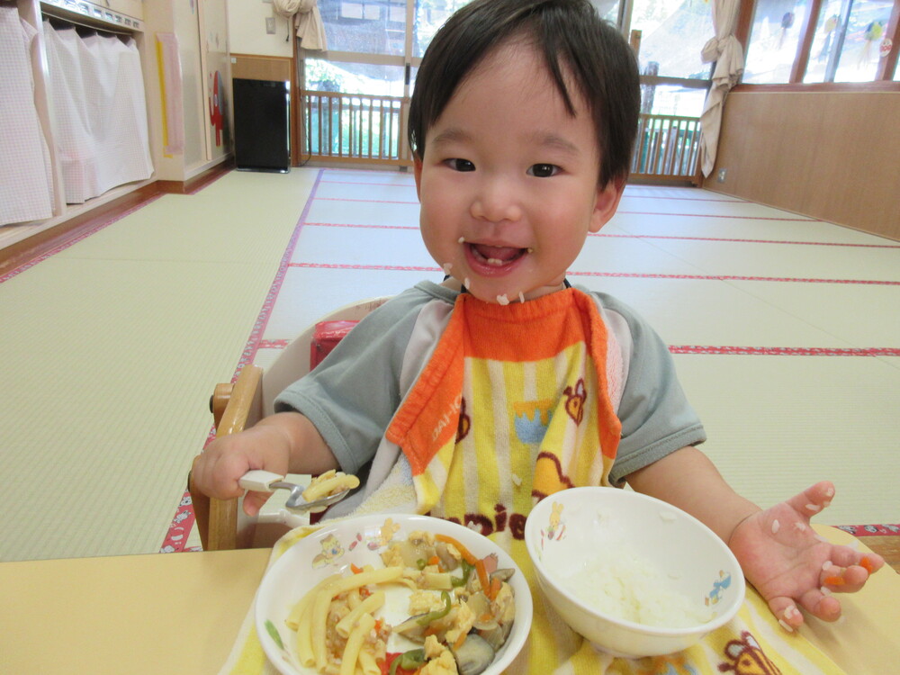 食事をする