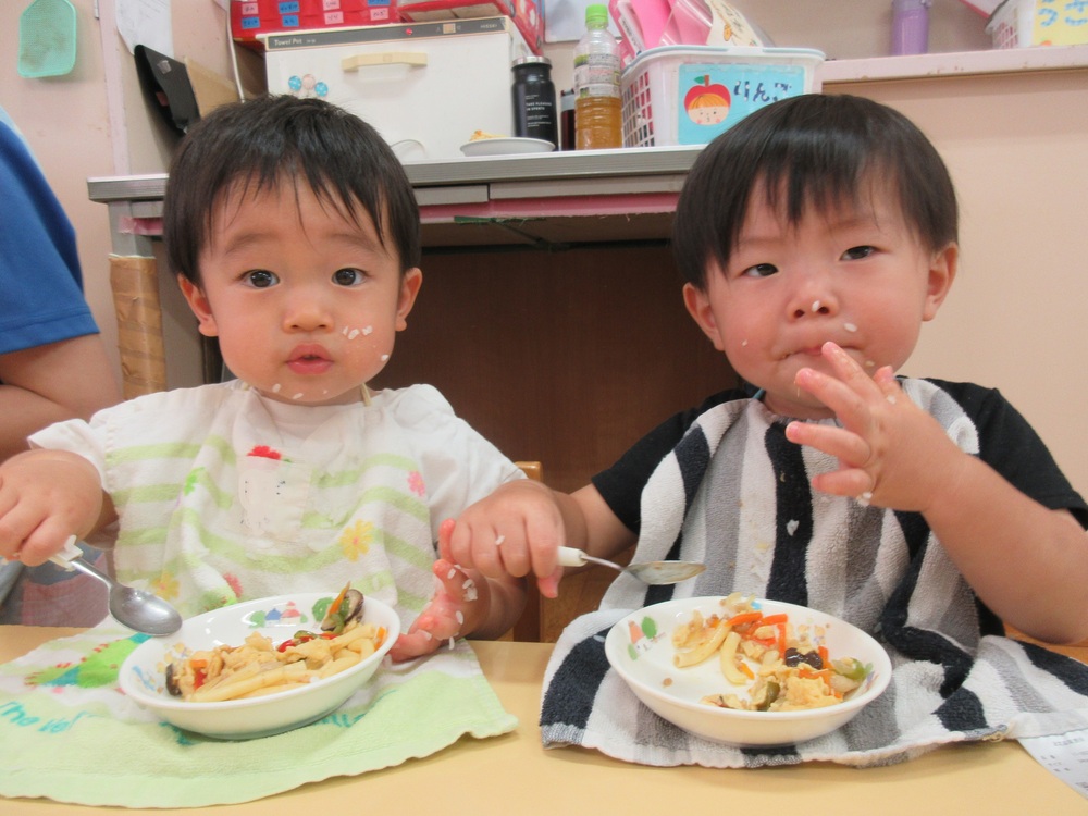 食事をする