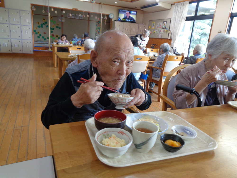 昼食