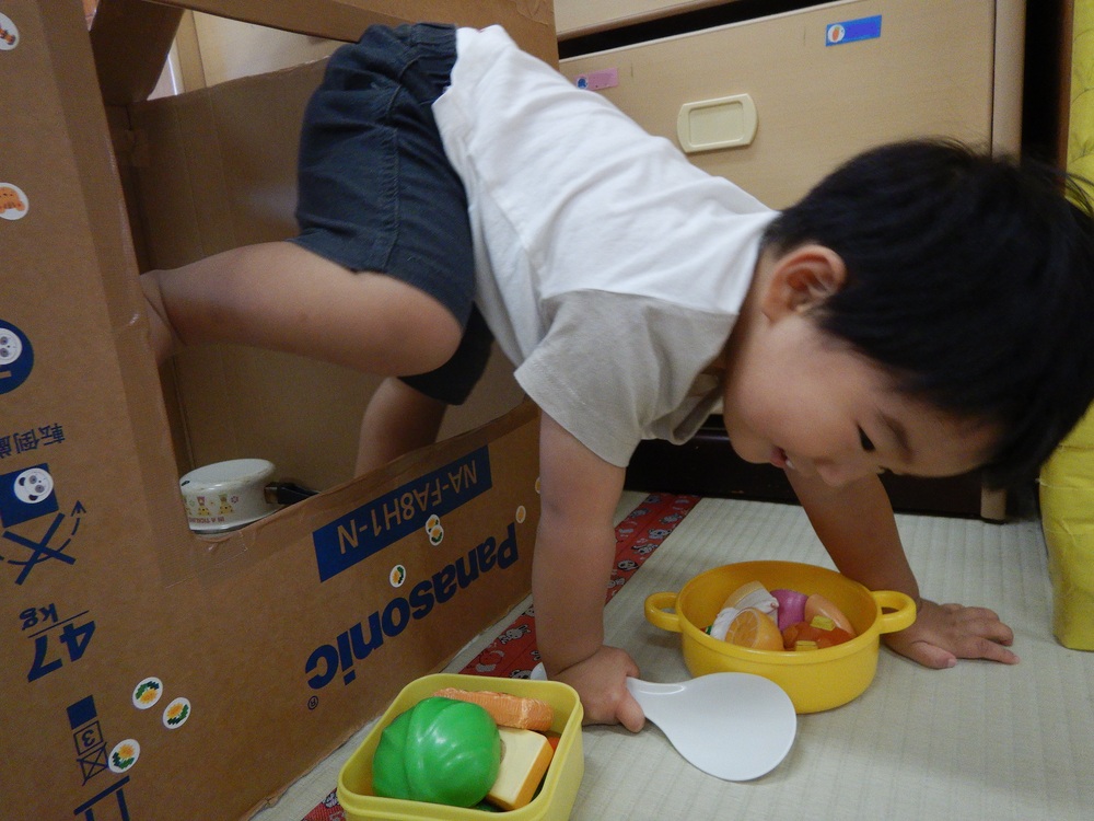 家の窓から出る