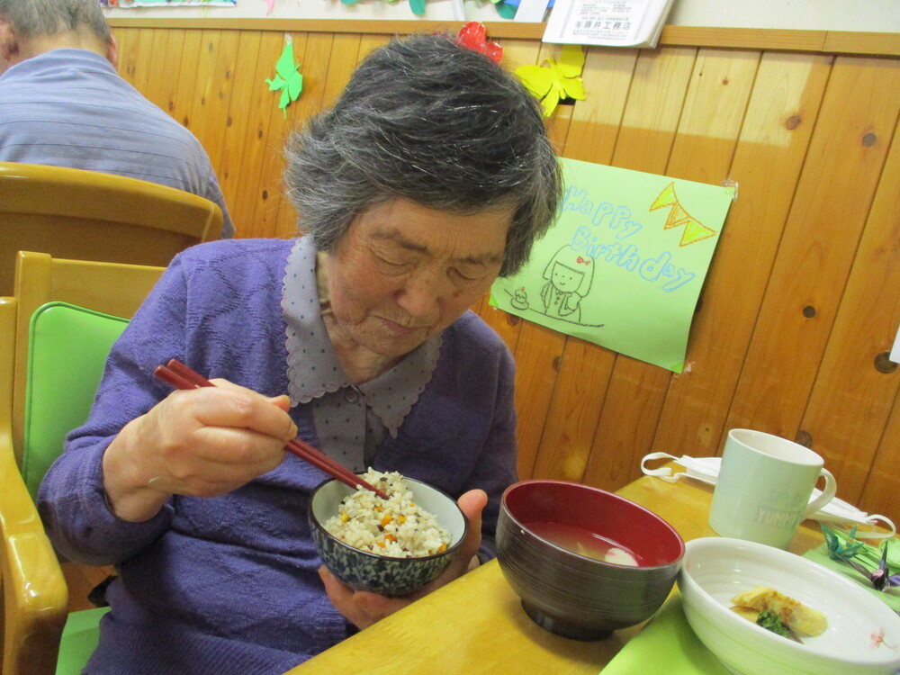 ひじきの炊き込みご飯