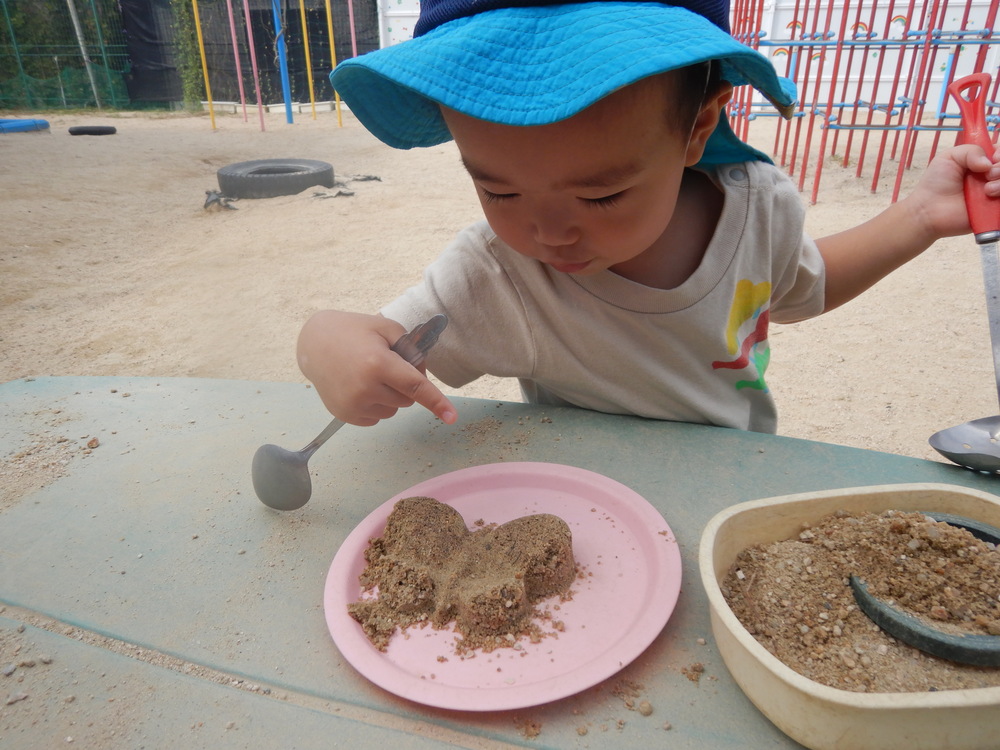 チョウチョの型抜き