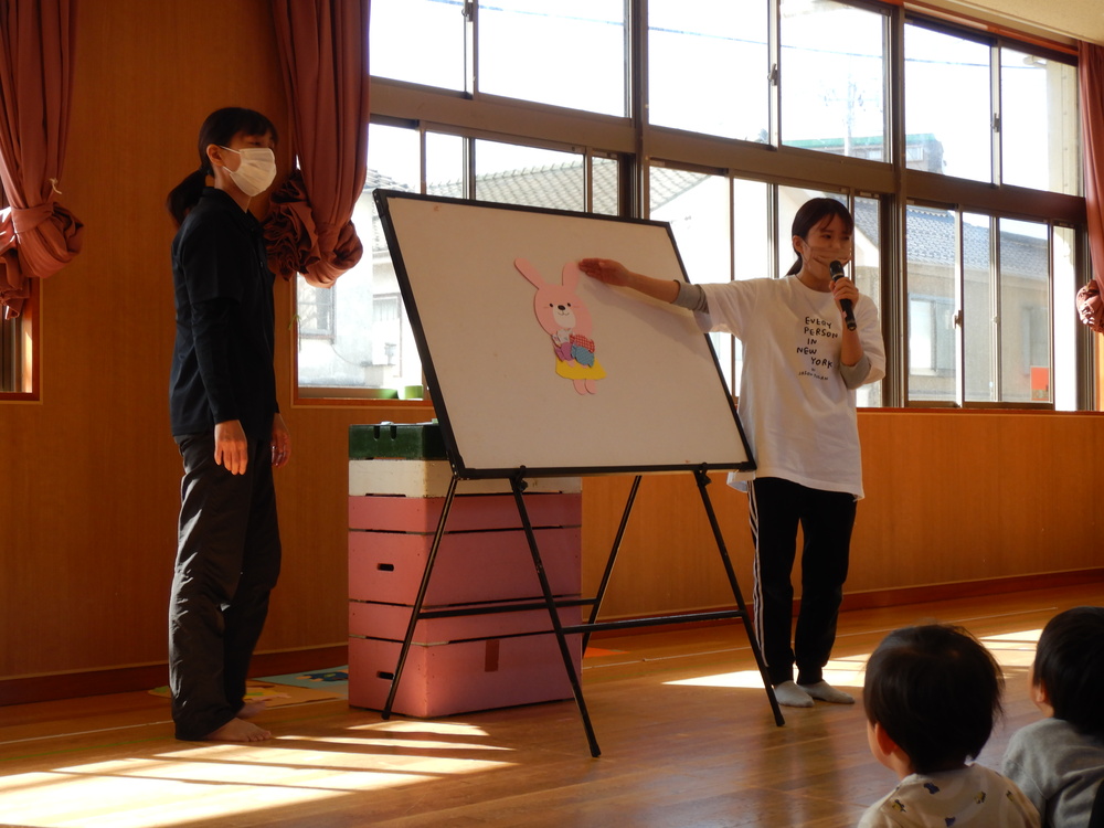 保育者の出し物