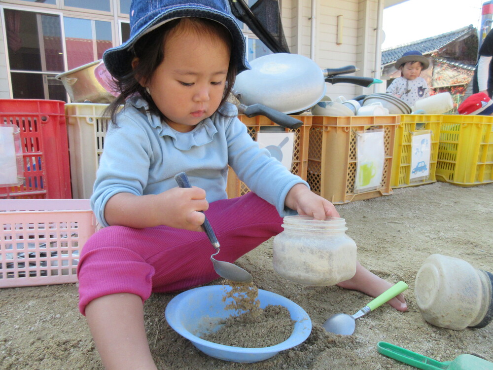 園庭遊び