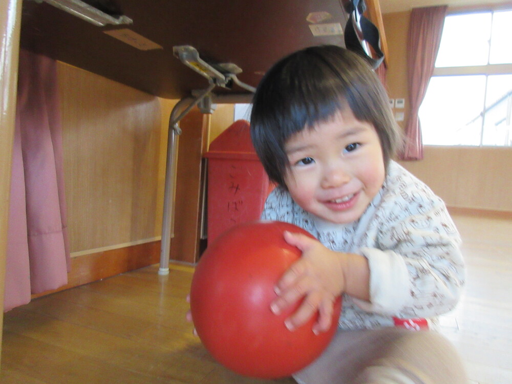 ボール遊び