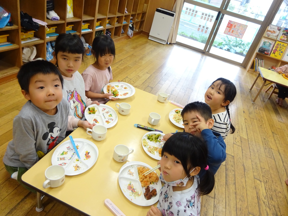 給食