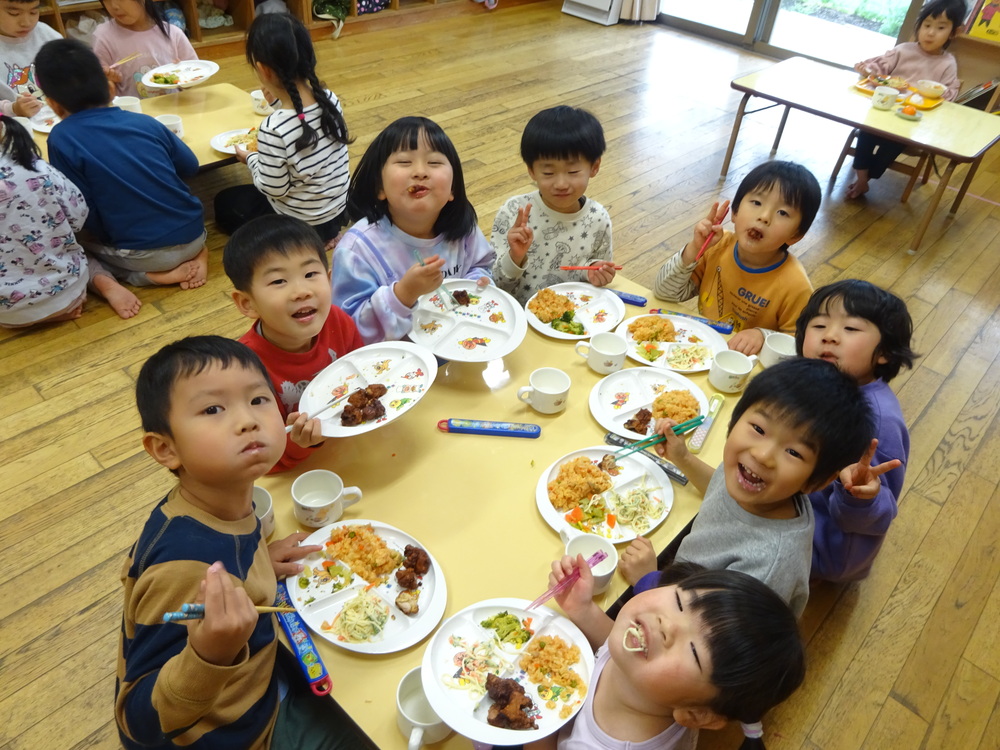 給食