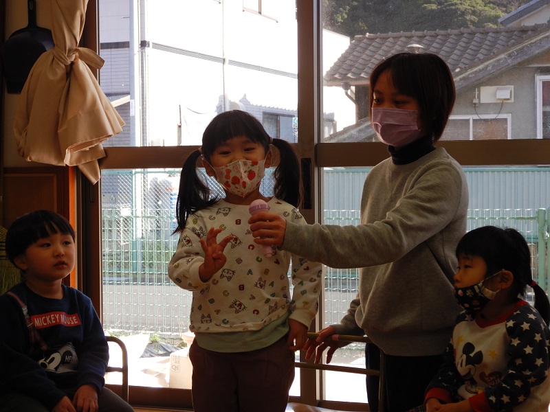 誕生会の様子 