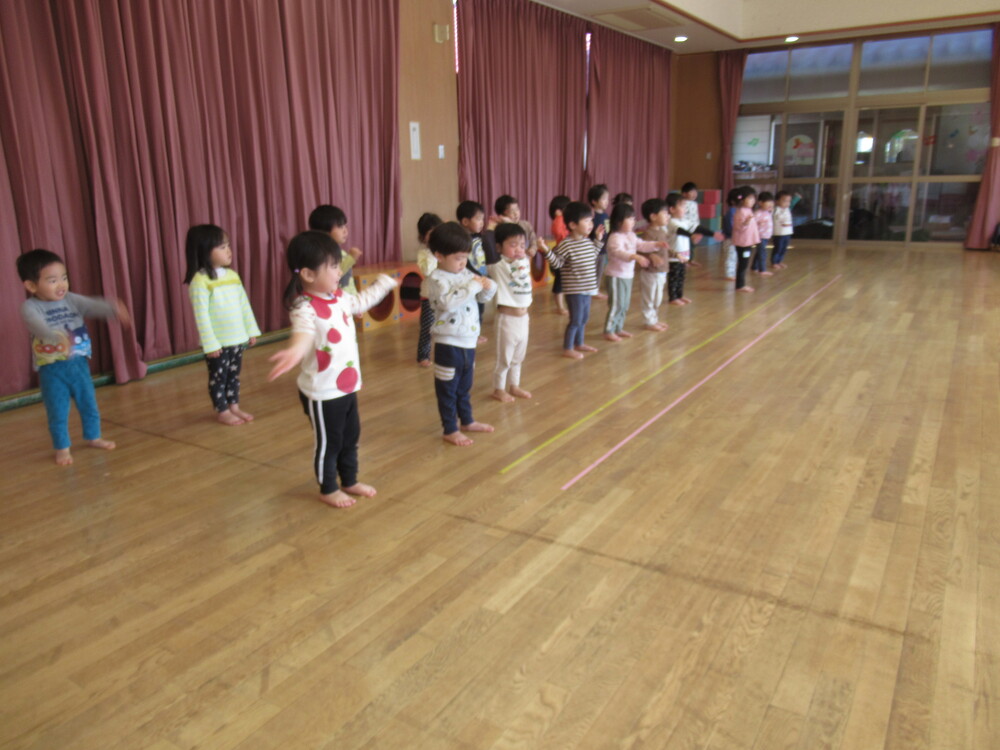 ダンスをしている