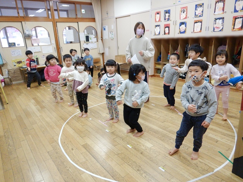 お楽しみ会の練習の様子 