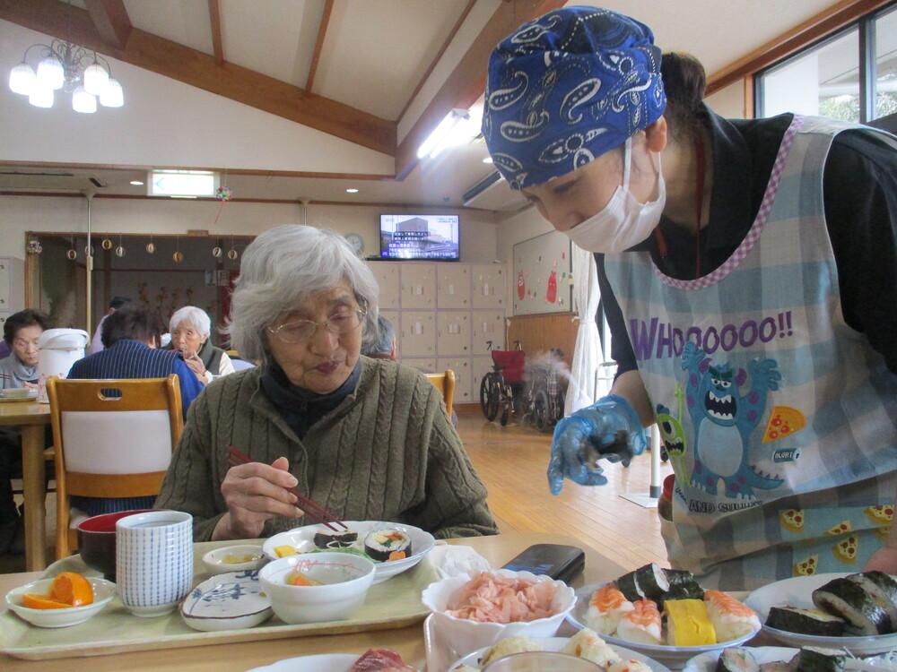 昼食