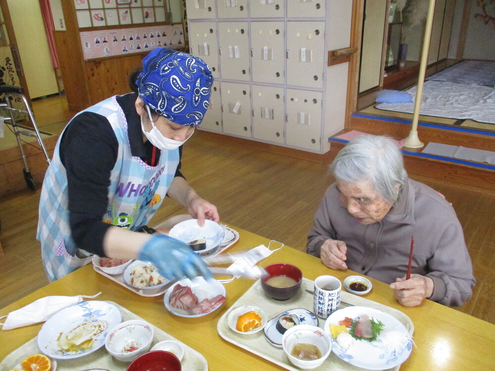 昼食