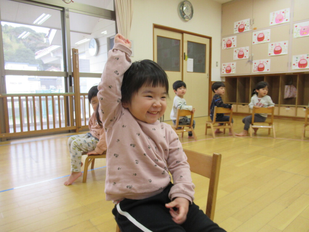 がんばるぞ！と言っている女の子