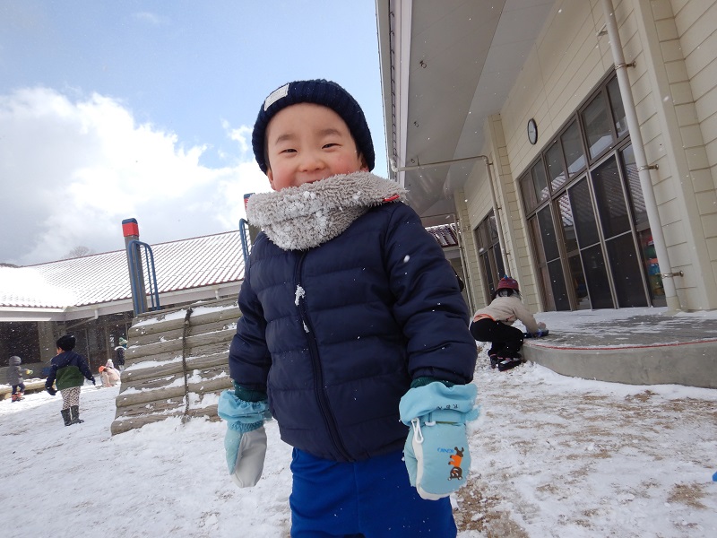 雪遊びの様子 