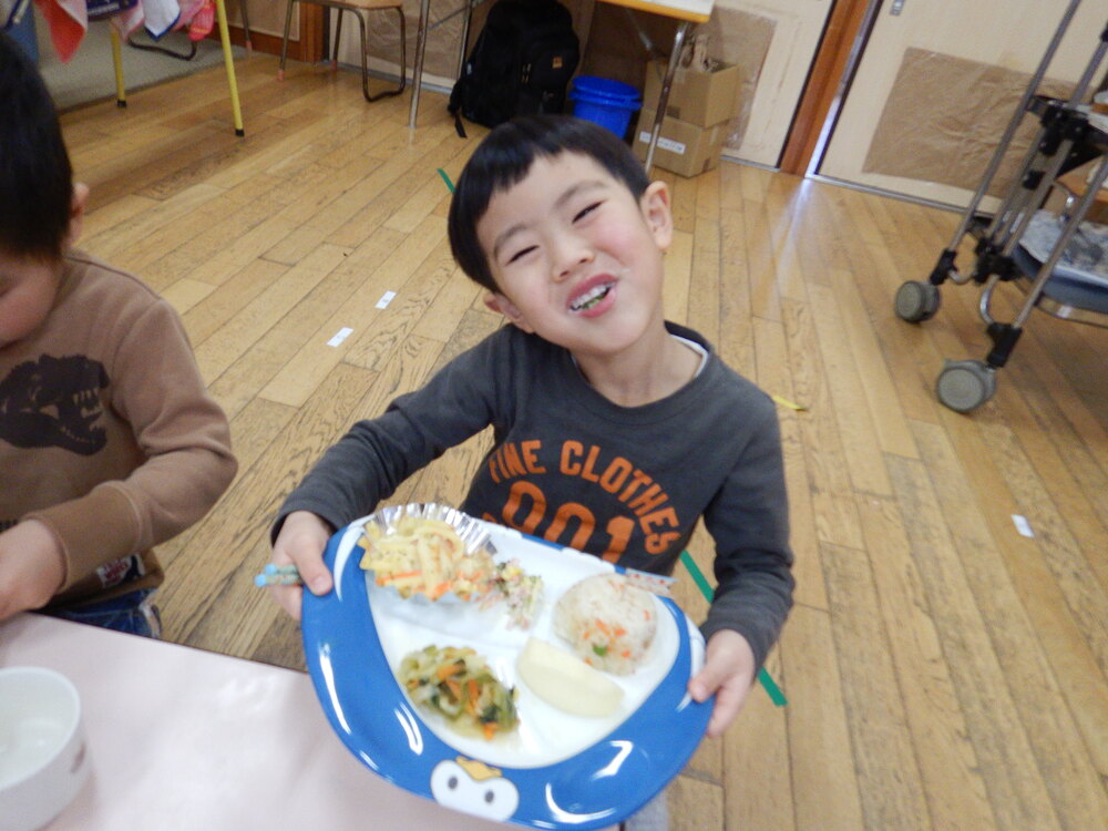 給食　子ども　誕生プレート 