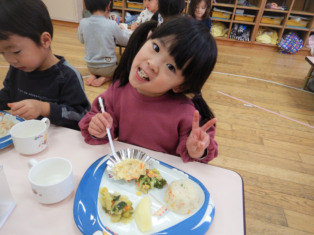 給食　子ども　誕生プレート 