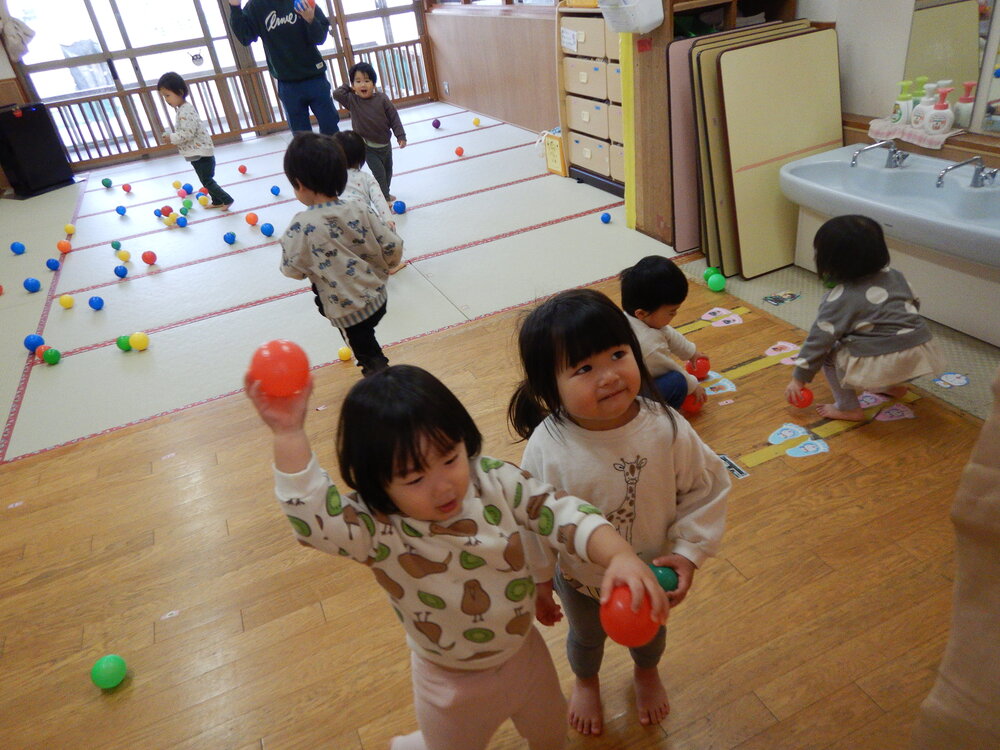 ボールを投げる