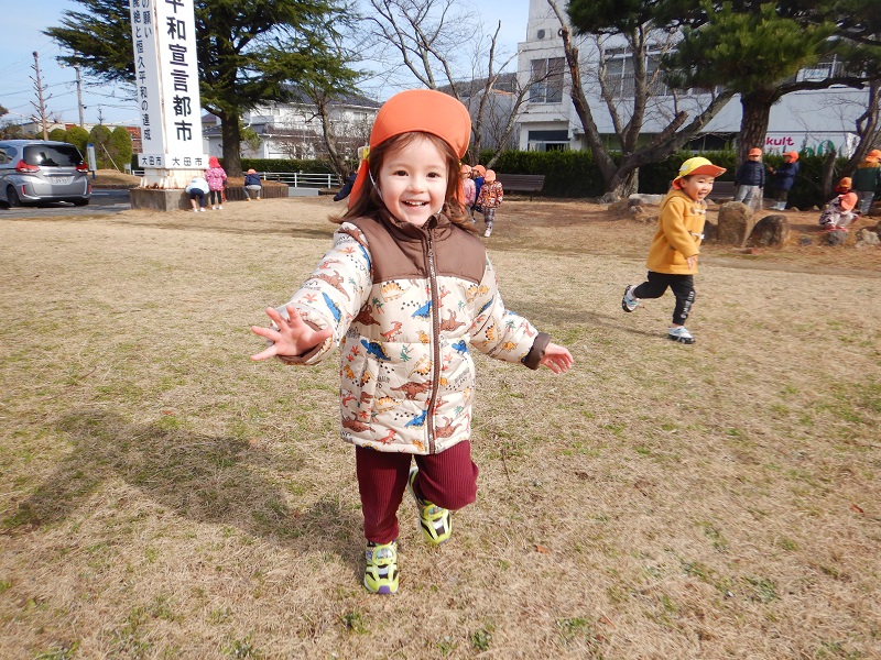 鬼ごっこの様子 