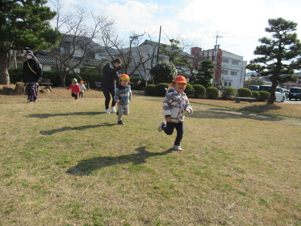 市民会館で遊んでいる