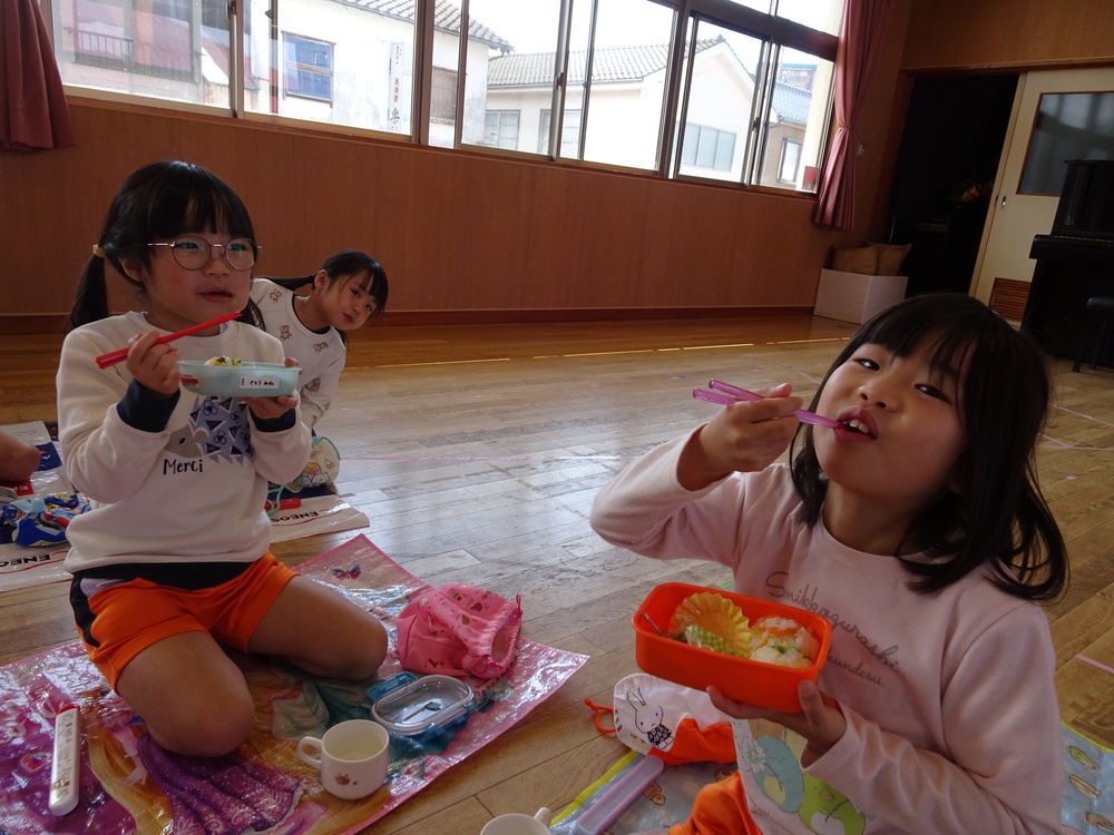 お弁当ごっこ