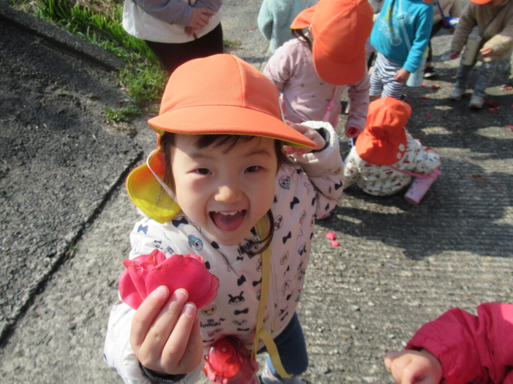 喜多の宮で遊んでいる