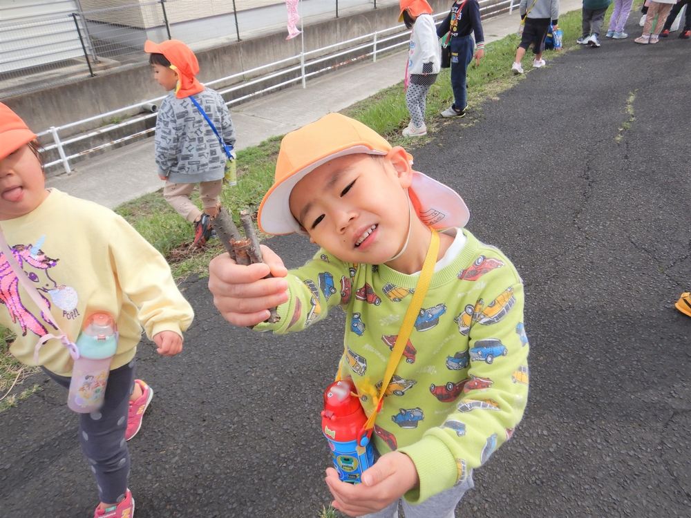 ばす組　三瓶川沿い　あるけあるけ散歩 