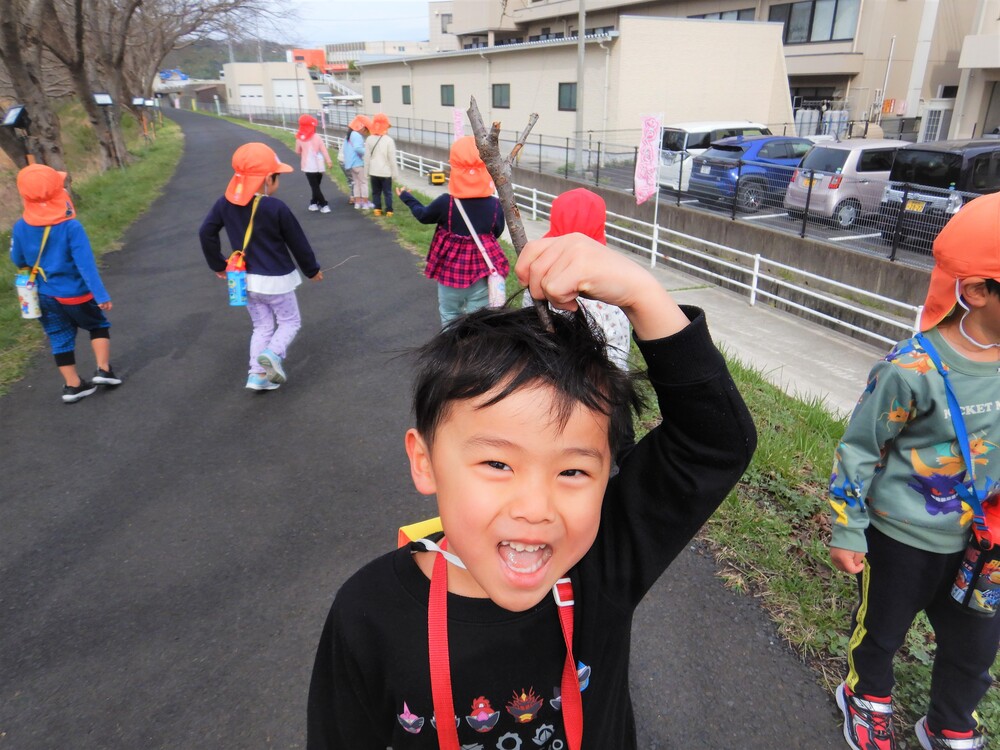 ばす組　三瓶川沿い　あるけあるけ散歩 