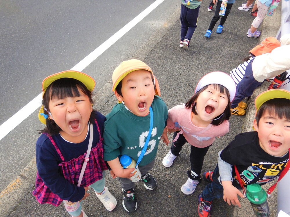 ばす組　三瓶川沿い　あるけあるけ散歩