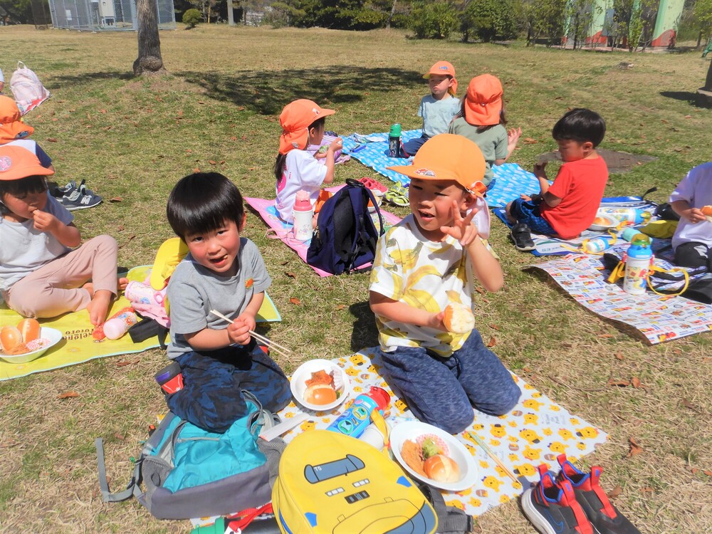 ばす組　デリバリー給食　鳴滝公園