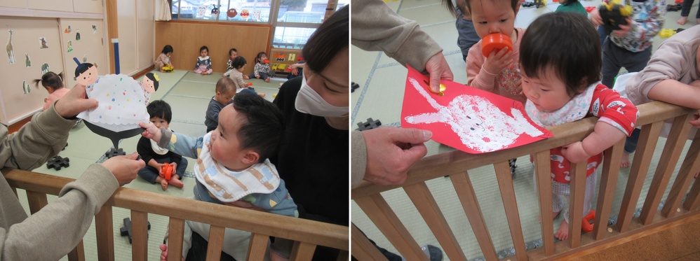 男の子と女の子が作品を見ている３
