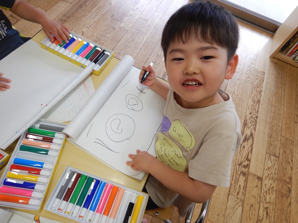 お絵描きをする