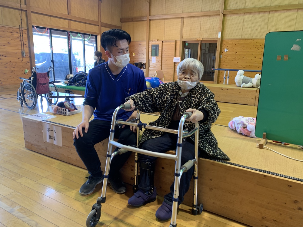 リハ
