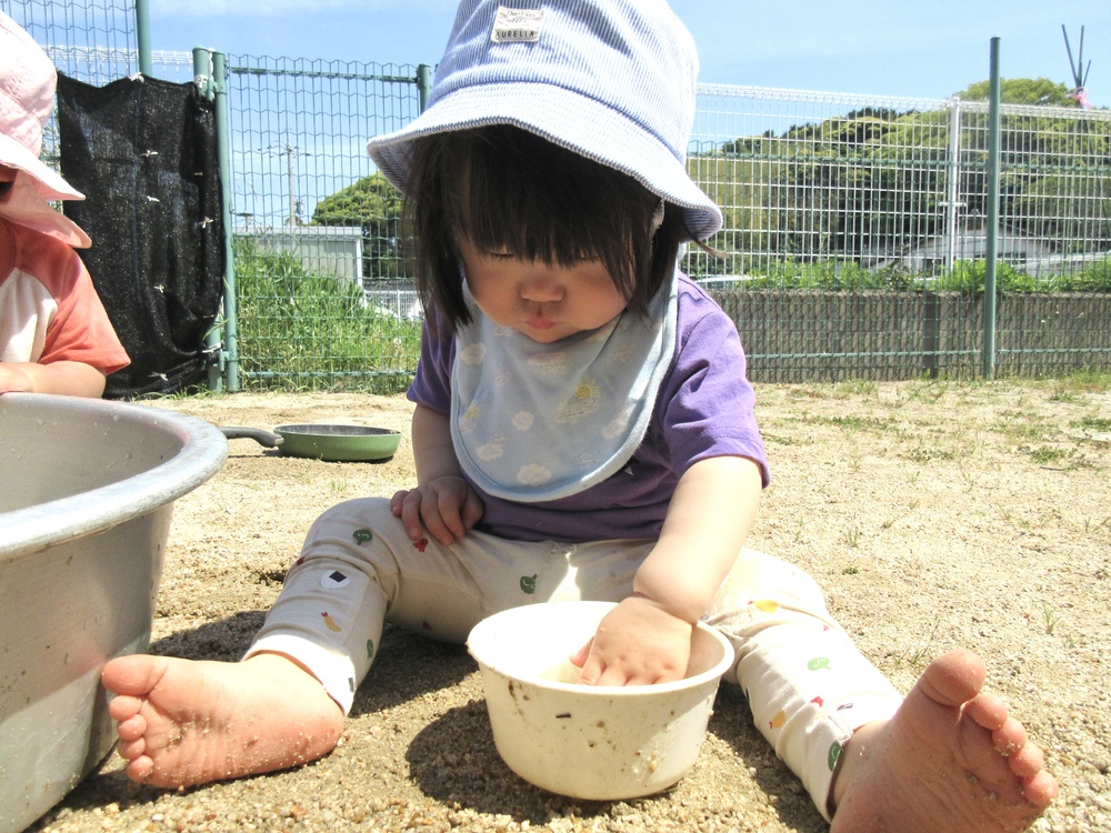 園庭あそびの様子
