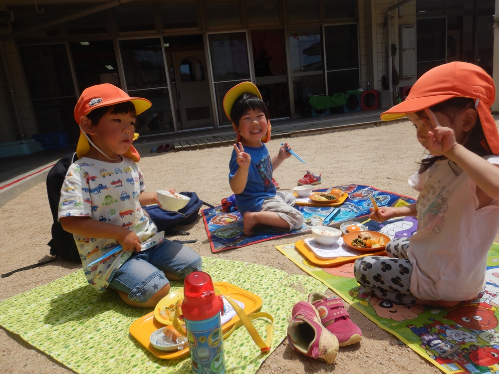 給食