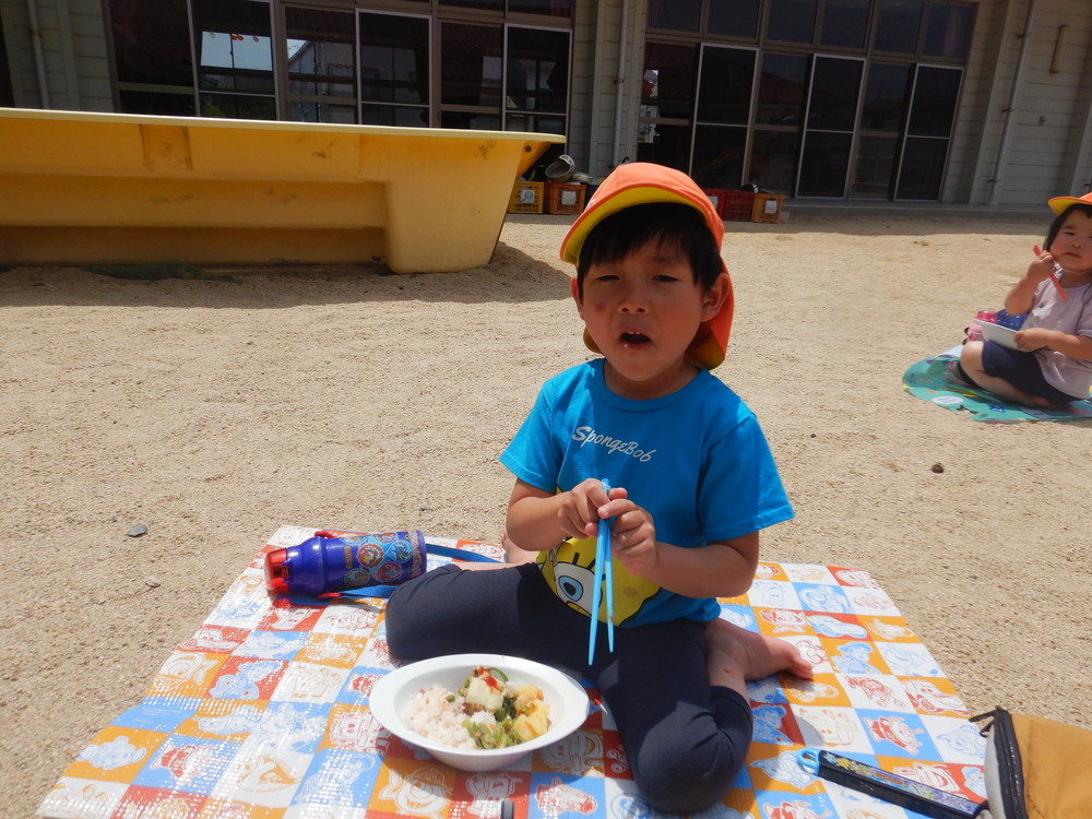 給食