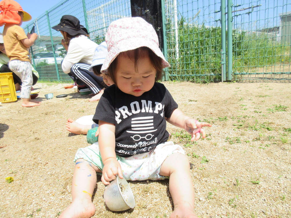 園庭あそびの様子