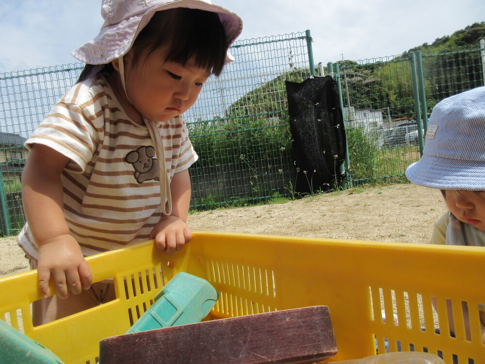 園庭遊びの様子