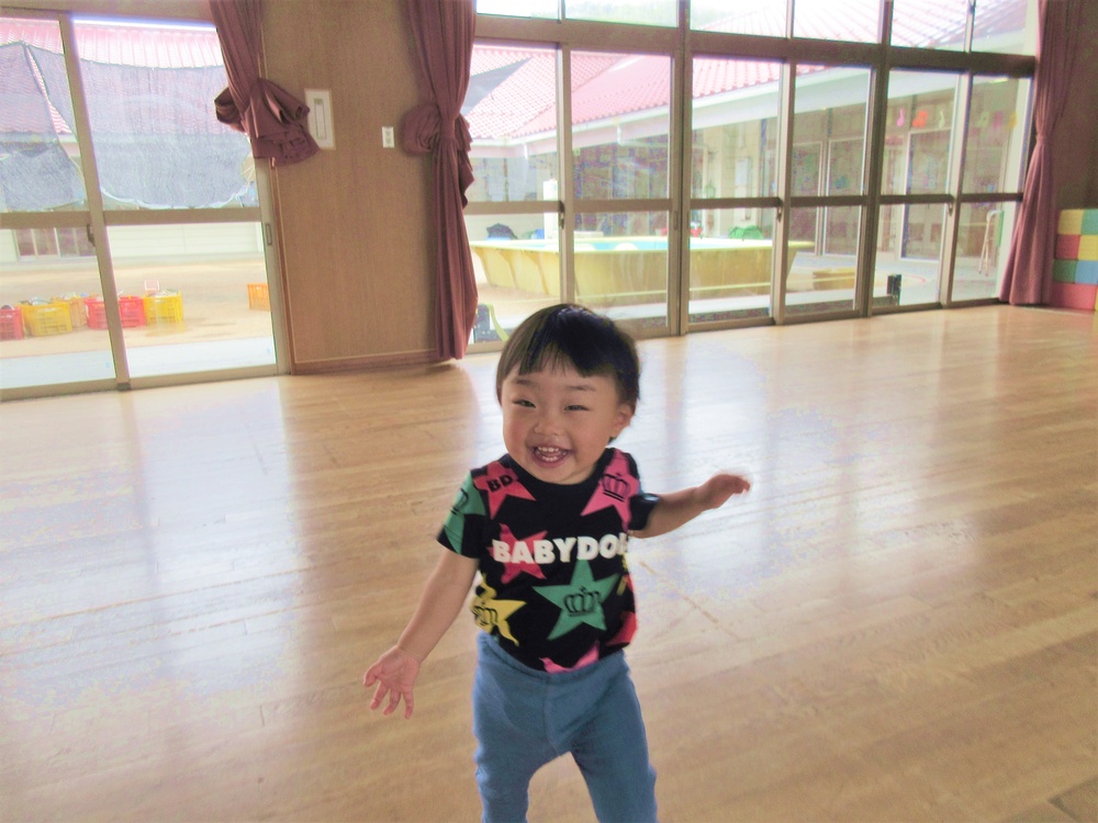 園内散歩の様子